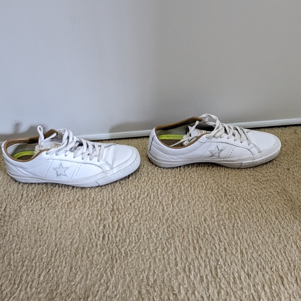 Converse one star leather sneakers w9.5/m8